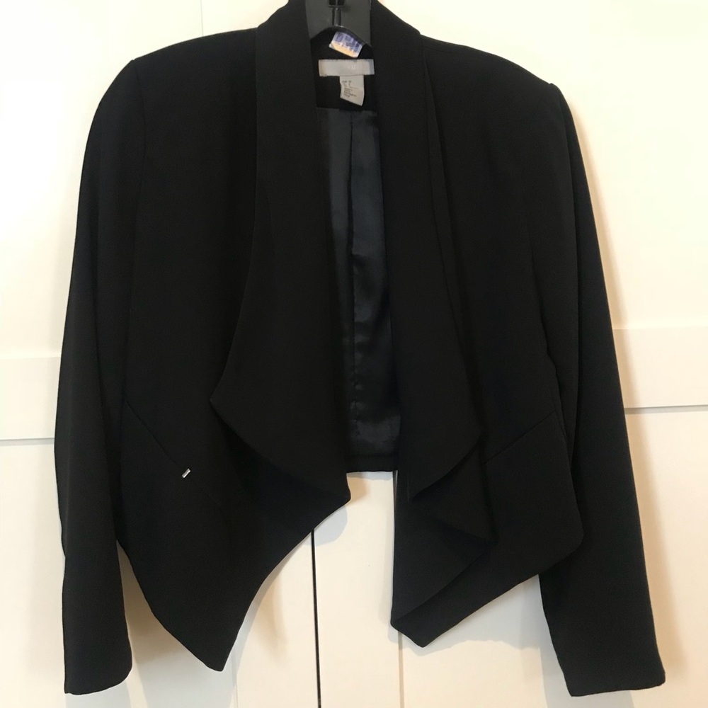 Cute Black Blazer with Detail in Front